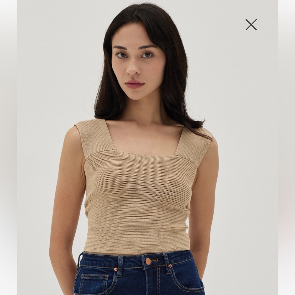 Knit reversible tank top